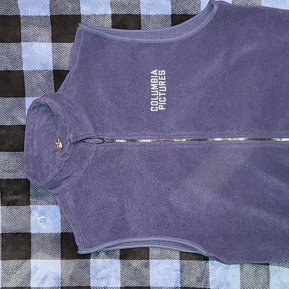 Vintage. Made in USA. Columbia Pictures. Full-zip fleece vest. Men's size XL. - Picture 4 of 14